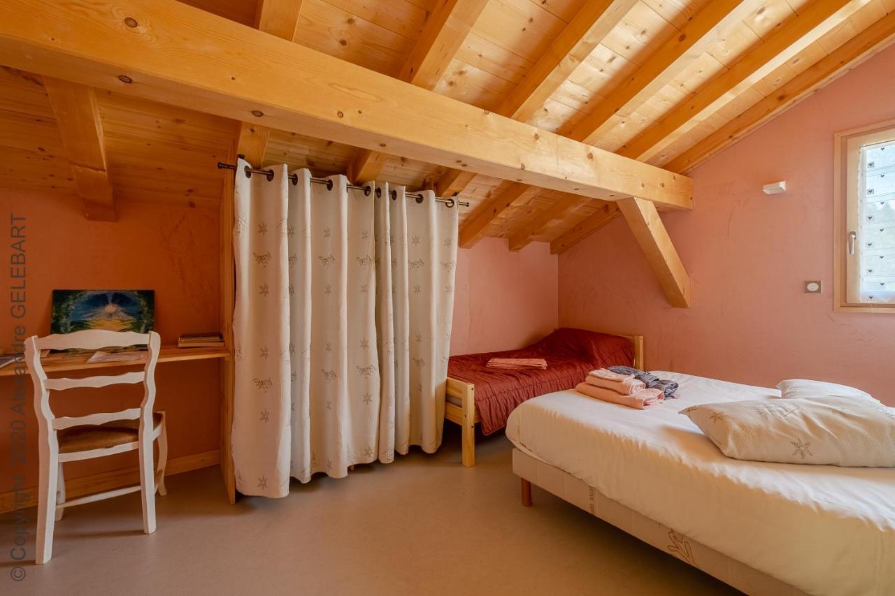 Aux 3 Biches Bed & Breakfast *