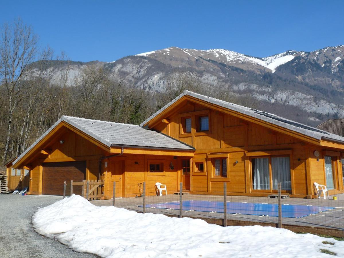 Bed & Breakfast Aux 3 Biches Mieussy